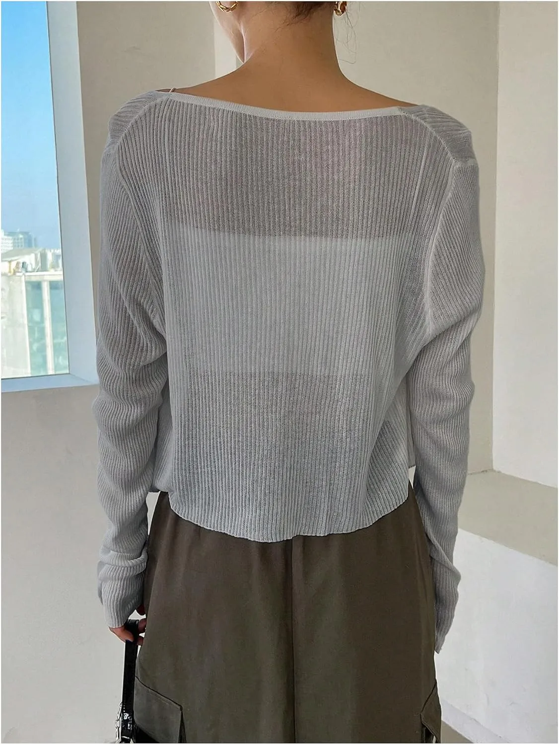 Floerns Women's Ribbed Knit Long Sleeve Button Front V Neck Cardigan Crop Top