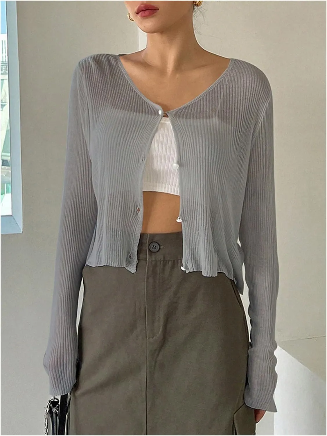 Floerns Women's Ribbed Knit Long Sleeve Button Front V Neck Cardigan Crop Top
