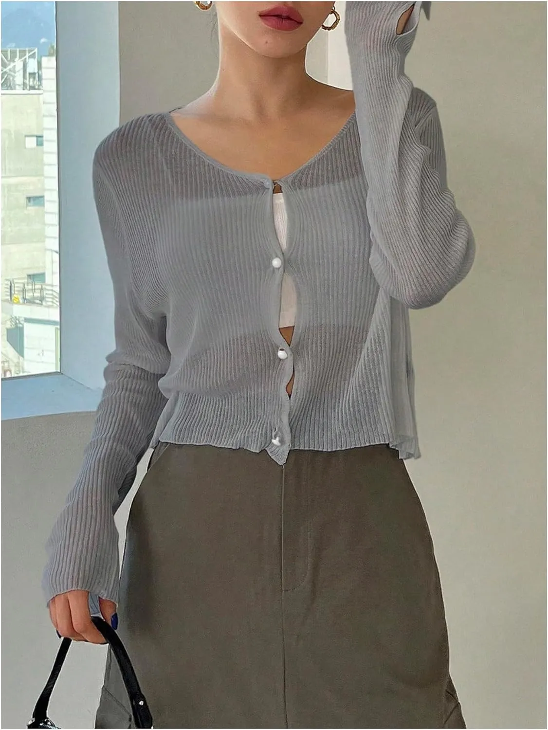 Floerns Women's Ribbed Knit Long Sleeve Button Front V Neck Cardigan Crop Top